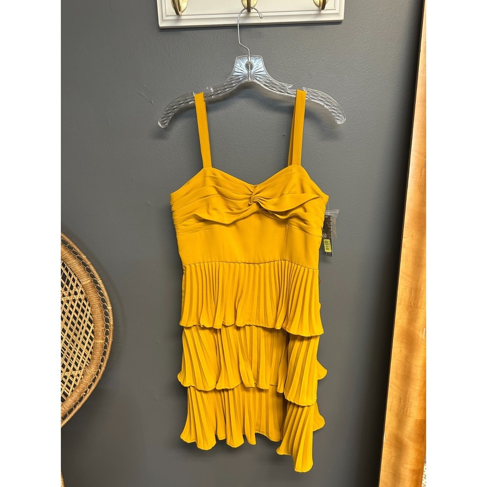 Gianni Bini Dress Size 8 Danica Tiered Pleated Yellow Golden Rod Resort NWT $189